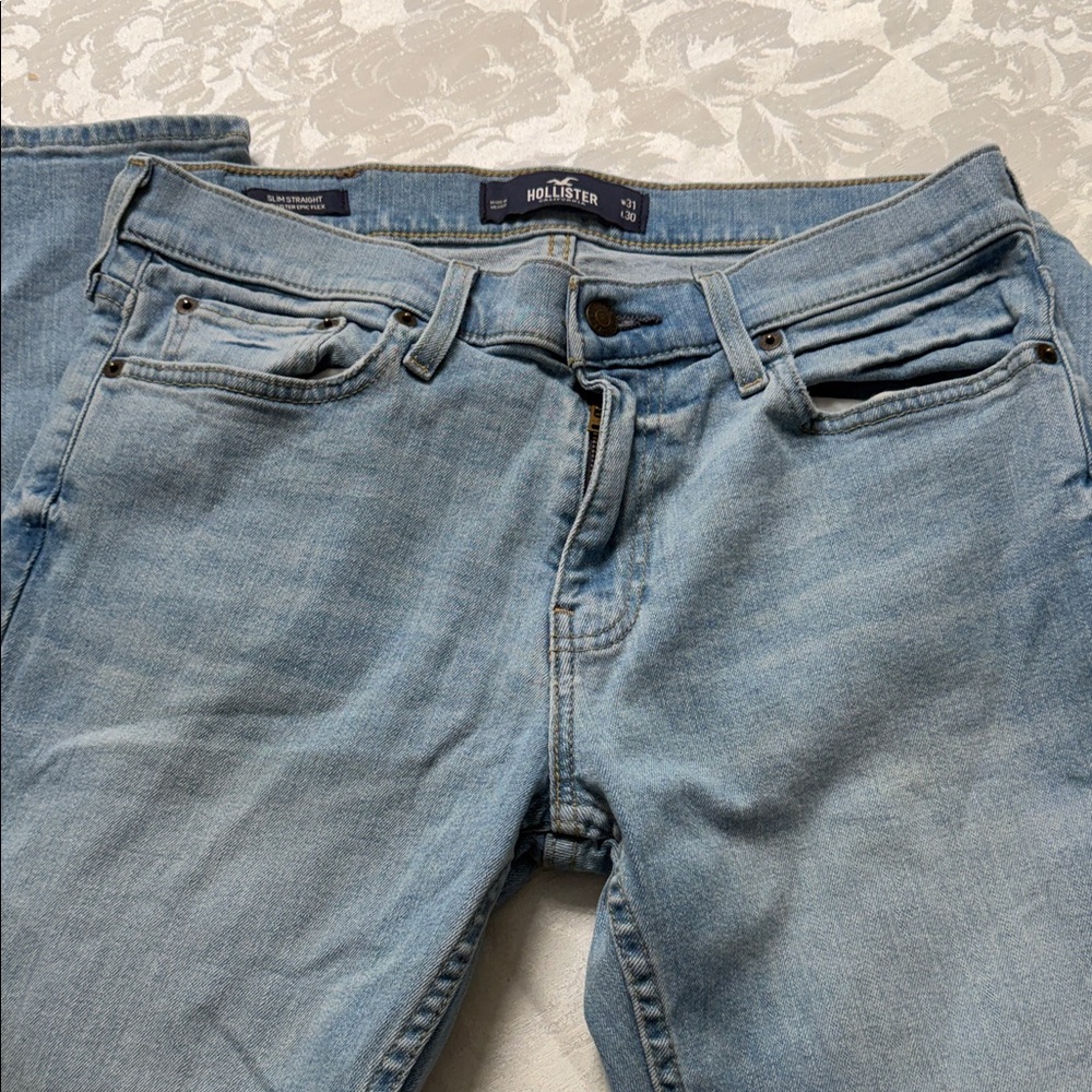 Young men’s Hollister Denim Blue Jeans